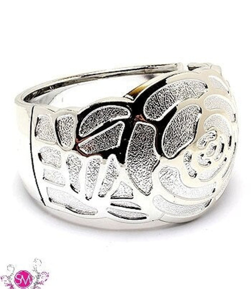 Flower Hinge Design Bracelet