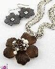 Akila in Silver/ Dark Brown