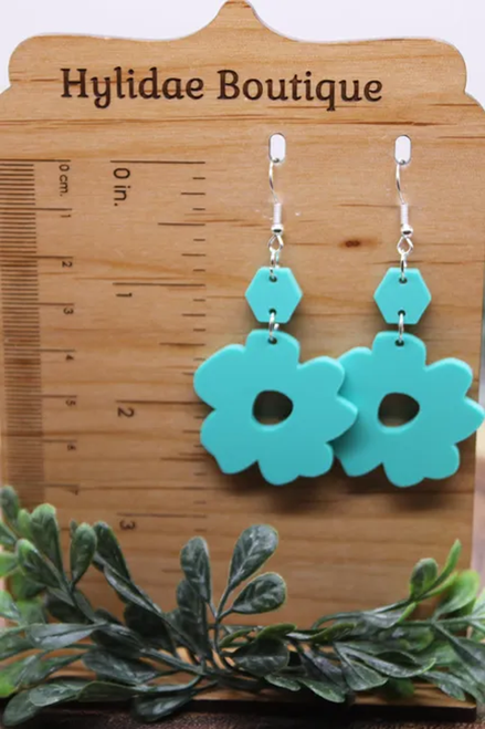 Caribbean Sea Boho Flower || Dangle Earrings || Hypoallergenic
