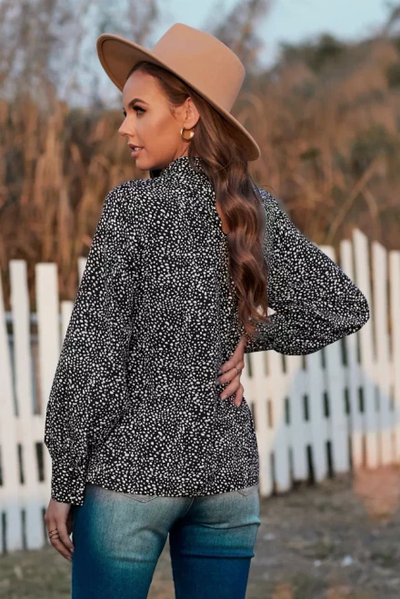 Classic Mock Neck Lantern Sleeve Blouse