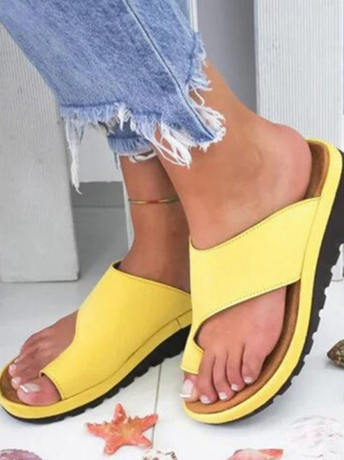 TOE RING BEACHWEAR SANDALS