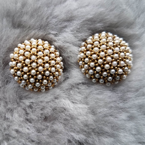 Button Pearl - Stud/Cluster