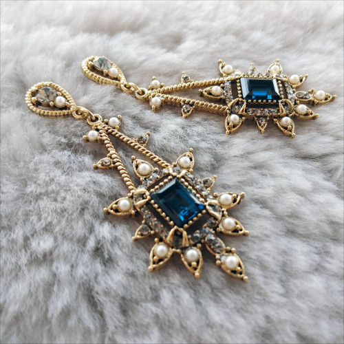 Tudor - Chandelier/Dangle
