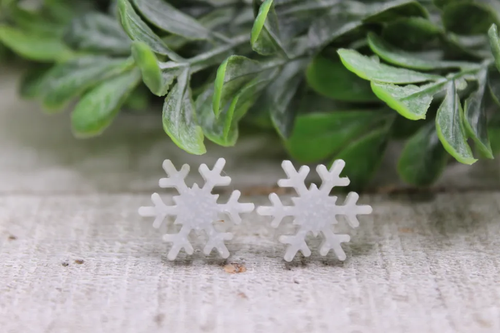 Snow White Snowflakes || Stud Earrings
