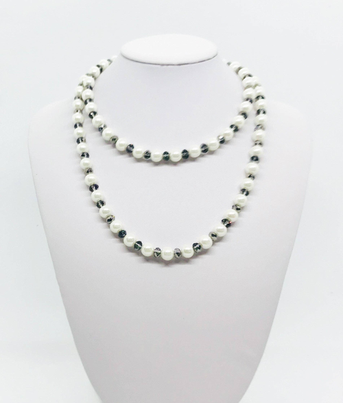 30" Glass Pearl Beaded Necklace
