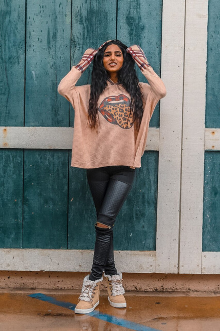Tongue Out Rolling Stones Leopard Plaid Contrast Hoodie Cream