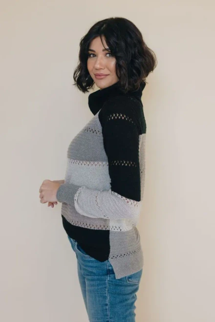 Infinity Colorblock Turtleneck