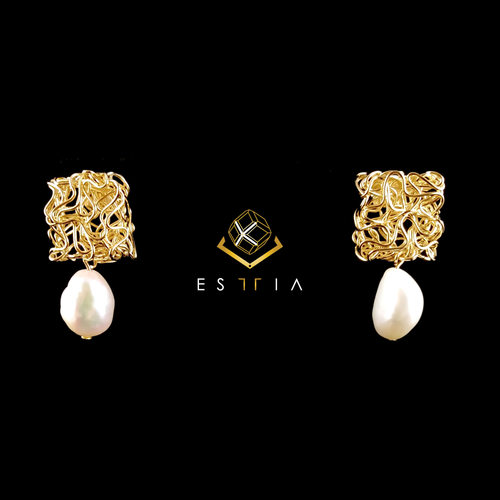 Cube Pearl Drop - Chandelier/Dangle