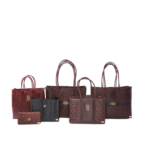 TRAVEL TOTE WITH CLUTCH