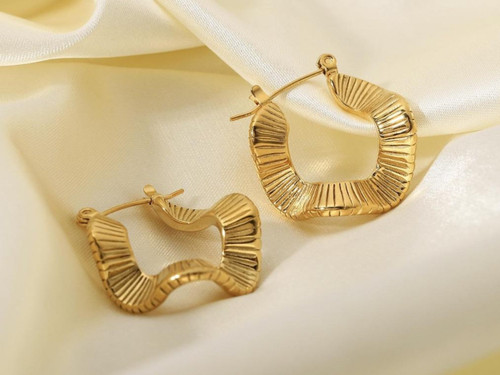 Leigh Earrings