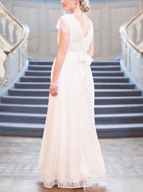 Elegant Maternity Lace Flutter Sleeve Dress