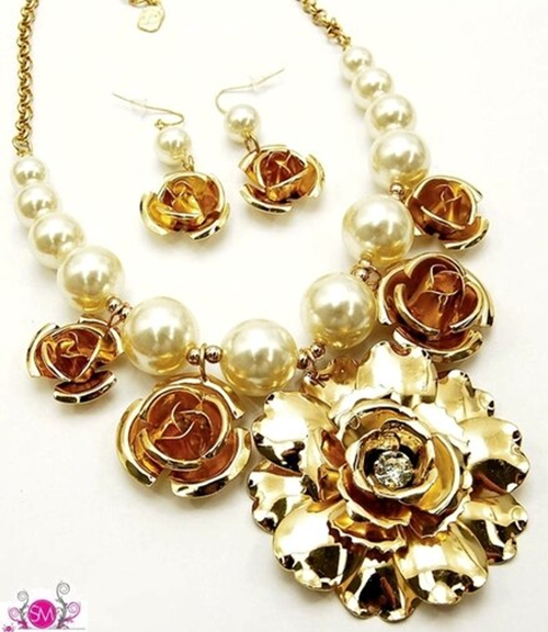 Crystal Pearl and Chunky Flowers Set