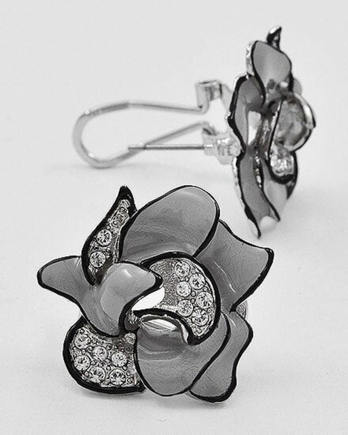 Themed Post Earring Set