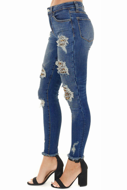 Bright Outfit Skinny Jeans with Leopard Print
