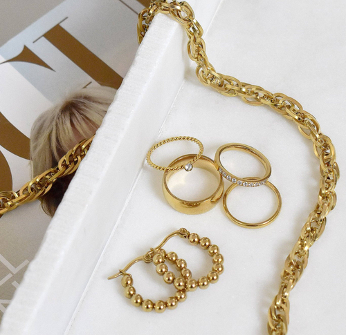 STELLA DAINTY GOLD ETERNITY RING