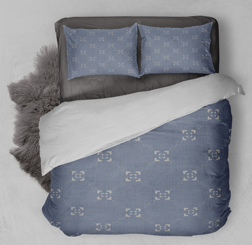Blankets2U Comforter Set