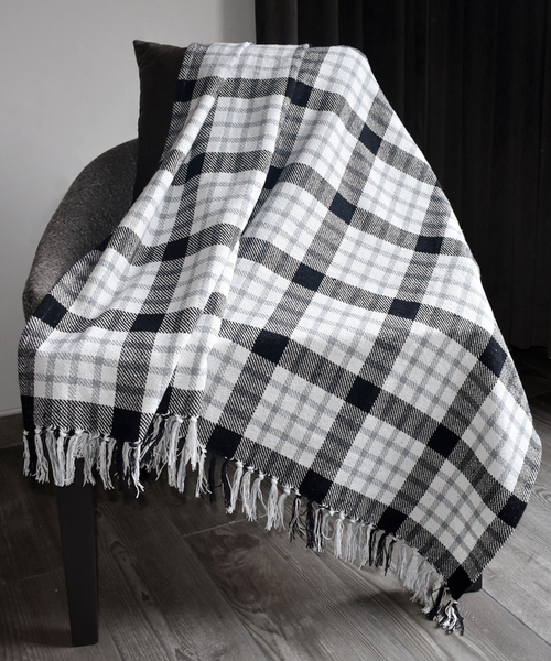 Farmhouse Hand Woven Plaid Collection Cotton Fringe Throw Blanket