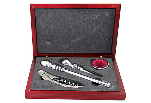 4-Piece Wine Set