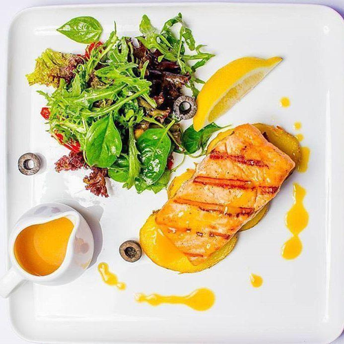DISH 10.75" X 10.75" | 27.5 X 27.5 CM