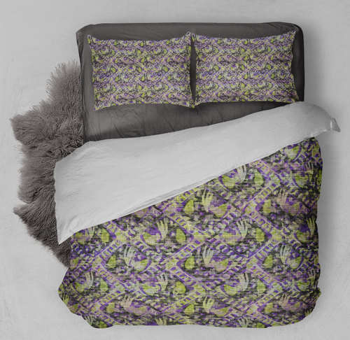 Blankets2U Comforter Set