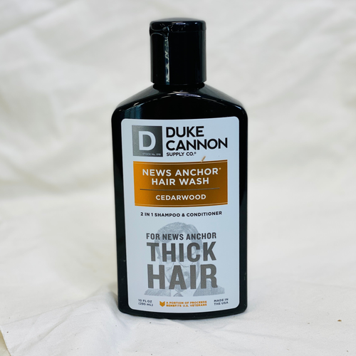 News Anchor 2-in-1 Hair Wash - Cedarwood