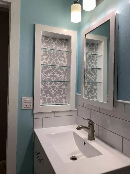 Dion Recessed Niche