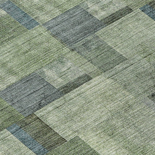 8' Green And Mint Green Round Geometric Washable Indoor Outdoor Area Rug