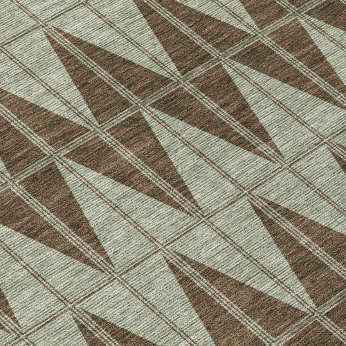 8' Chocolate And Beige Round Geometric Washable Indoor Outdoor Area Rug