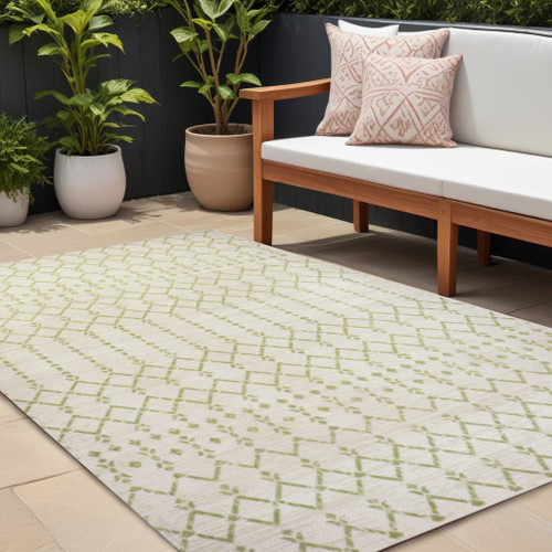 8' X 10' Cream And Green Trellis Indoor Outdoor Area Rug