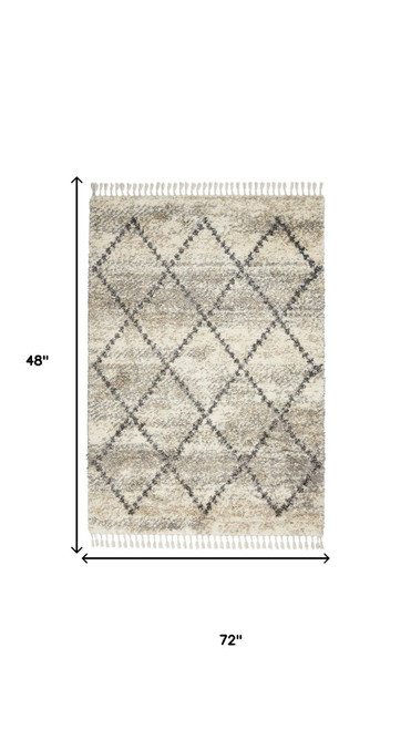 4' X 6' Ivory And Gray Geometric Shag Non Skid Area Rug With Fringe