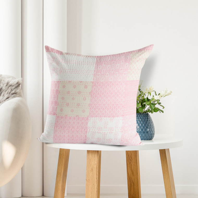 Homeroots Home Decor 20 X 20 Inches Pink and Off-White 100% Cotton Patchwork Zippered Pillow