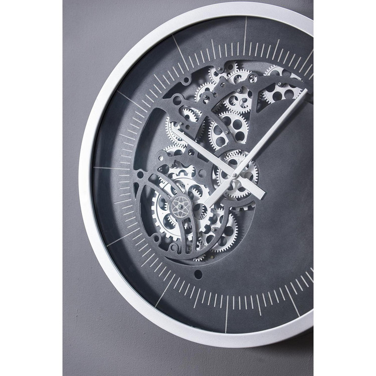 Homeroots Home Decor 23" Circle Analog Wall Clock, Black and Silver