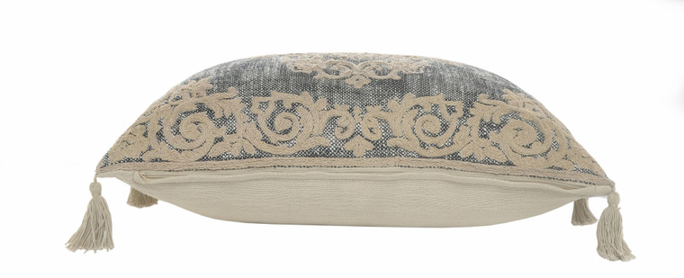 Homeroots Home Decor 14 X 20 Inches Gray and Ivory 100% Cotton Abstract Zippered Pillow
