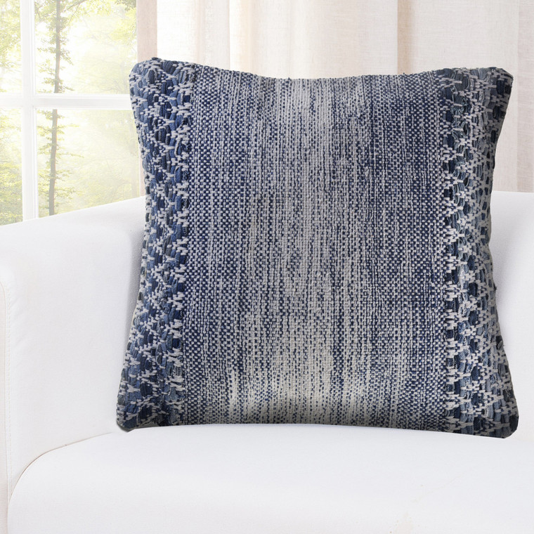 Homeroots Home Decor 20 X 20 Inches Blue and Ivory 100% Cotton Chevron Zippered Pillow