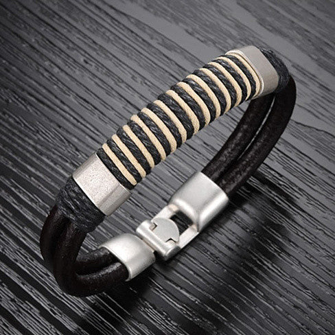 Retro Black & White Leather Bracelet - 740016241737