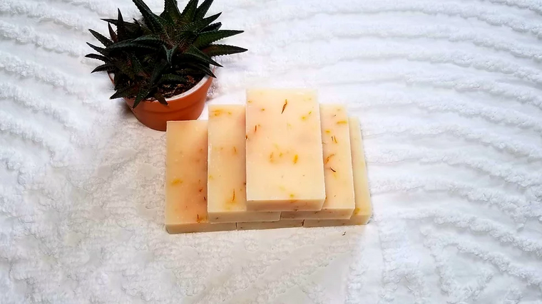 Small Batch Handmade Vegan Soap - 100G - 007852656963