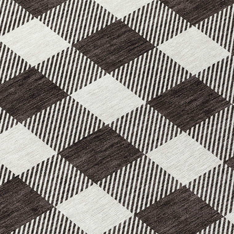 8' Black And Gray Round Plaid Washable Indoor Outdoor Area Rug