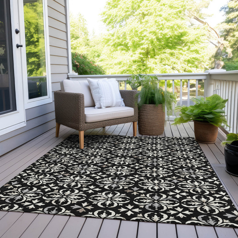 10' X 14' Black And Ivory Floral Washable Indoor Outdoor Area Rug Transitional Style - Black, Ivory Color