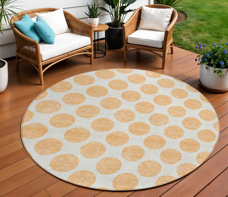 8' Peach And Ivory Round Polka Dot Washable Indoor Outdoor Area Rug
