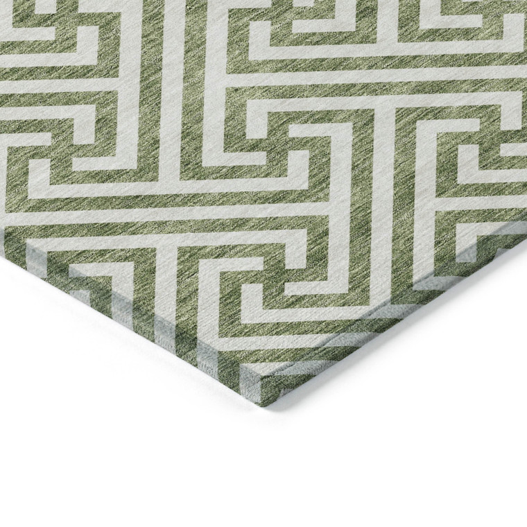 8' Green And Beige Round Geometric Washable Indoor Outdoor Area Rug