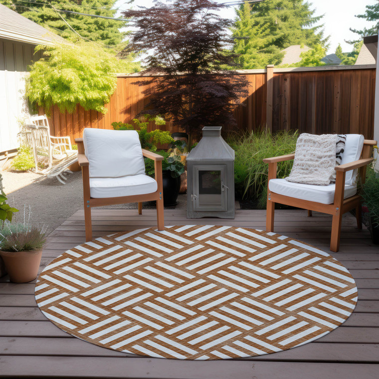 8' Orange And Ivory Round Geometric Washable Indoor Outdoor Area Rug - 608219008130