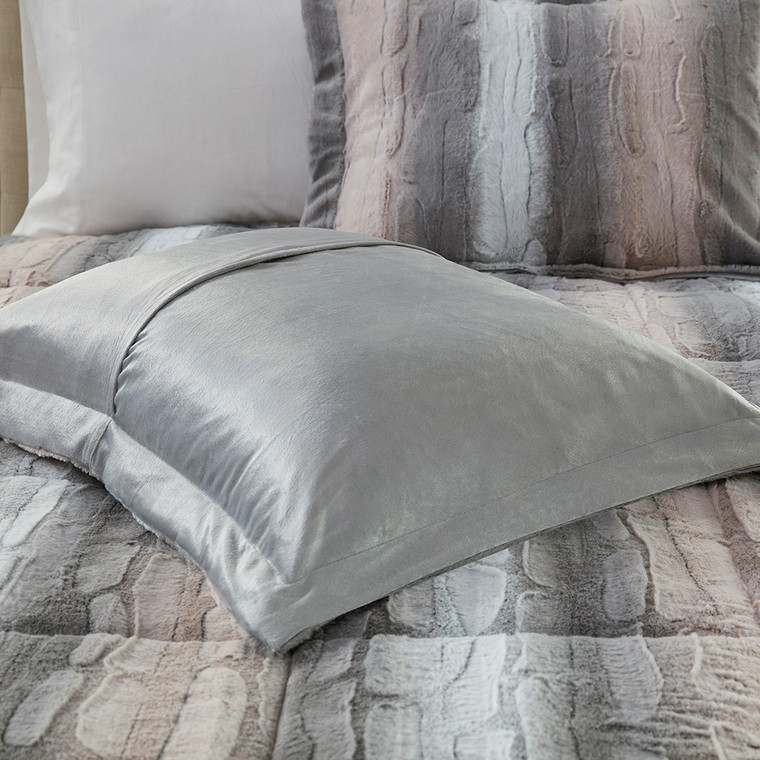 Set of Four Gray And Pink Striped Queen Ring Stitch Polyester Sham And Comforter