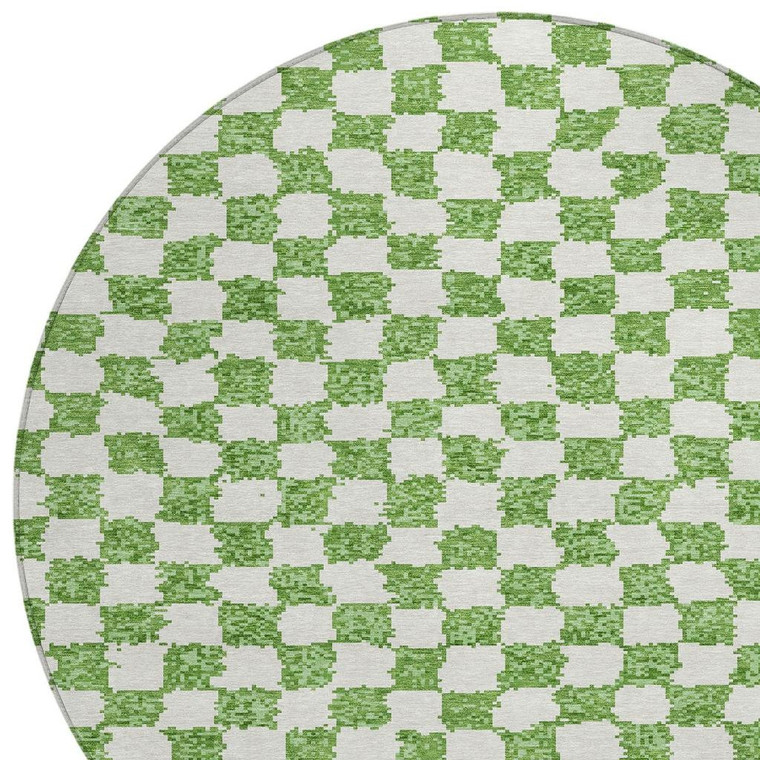 8' Green And Ivory Round Geometric Washable Indoor Outdoor Area Rug - Green, Ivory