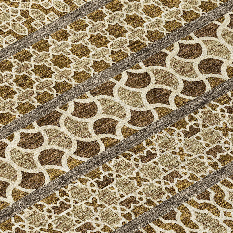 8' Brown And Taupe Round Quatrefoil Washable Indoor Outdoor Area Rug