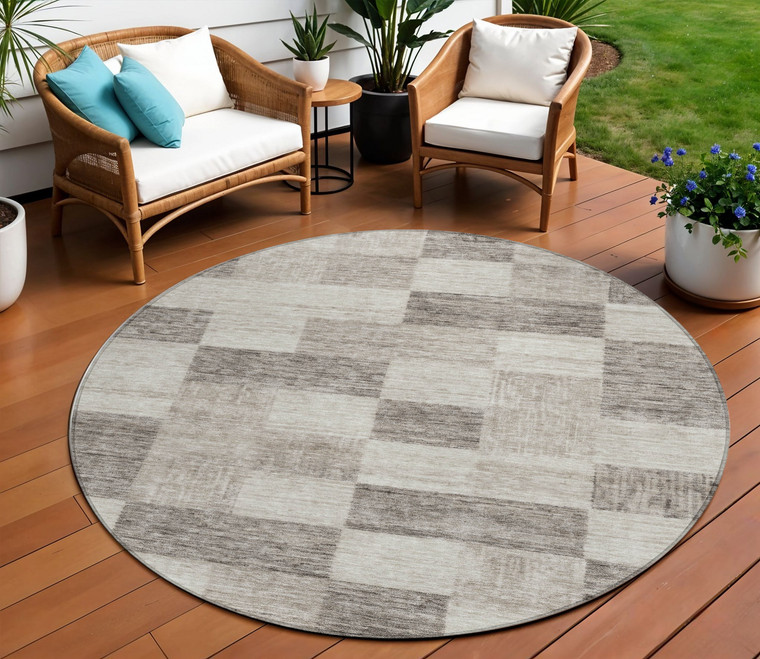 8' Beige And Gray Round Geometric Washable Indoor Outdoor Area Rug