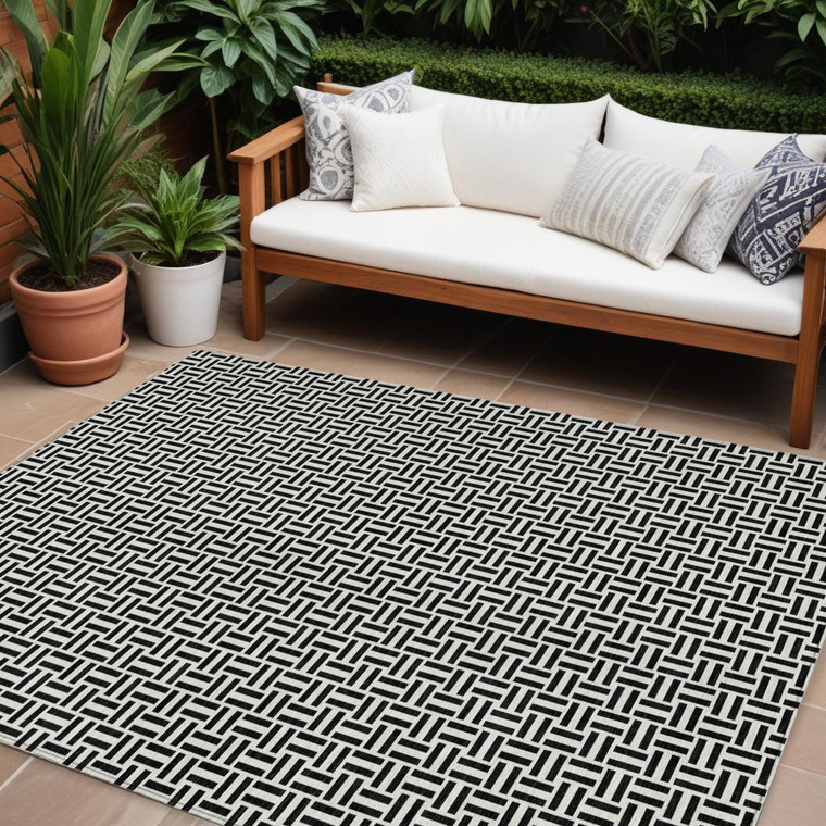 10' X 14' Black And Ivory Geometric Washable Indoor Outdoor Area Rug Transitional Style - Black, Ivory Color