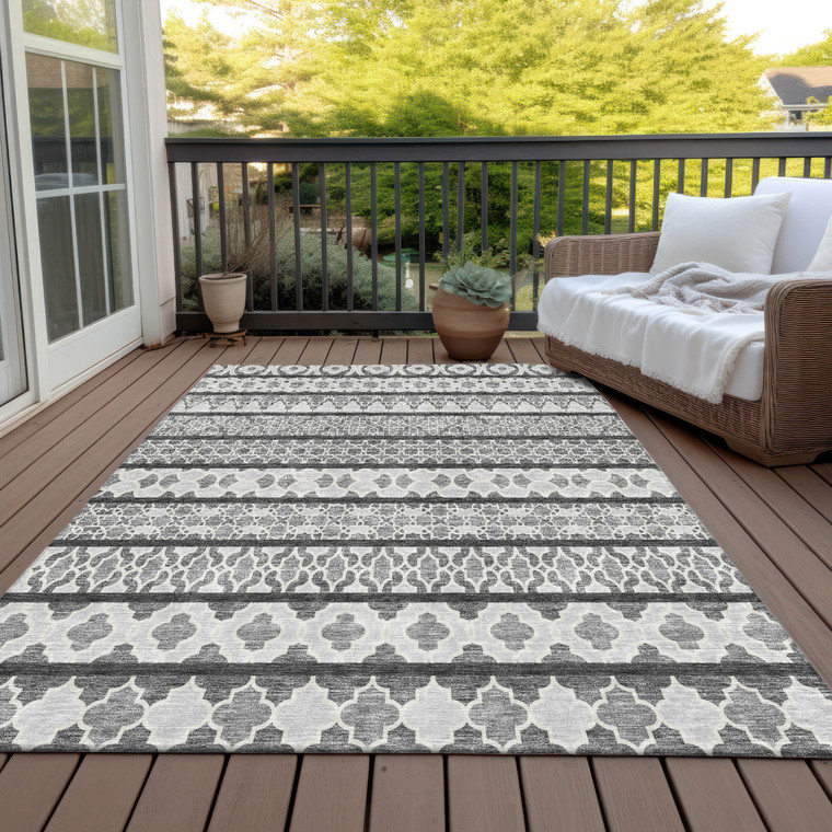 8' X 10' Gray Charcoal And Silver Quatrefoil Washable Indoor Outdoor Area Rug