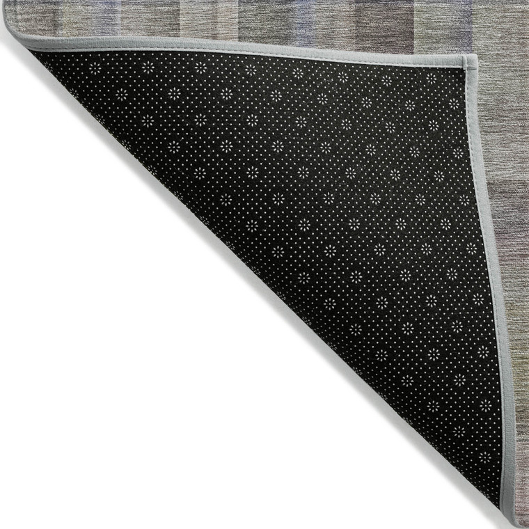 5' X 8' Gray Plaid Washable Non Skid Indoor Outdoor Area Rug - Gray