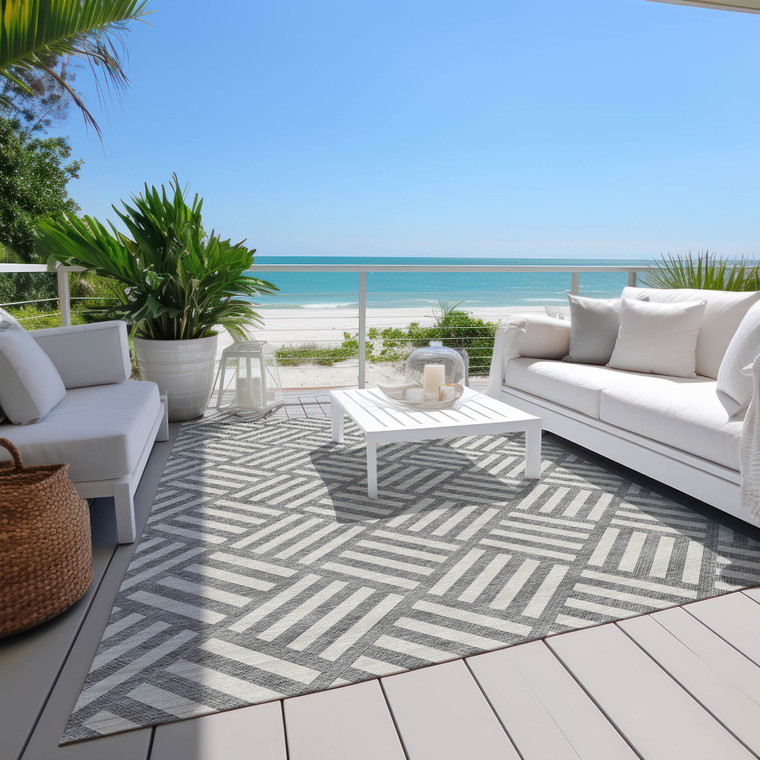5' X 8' Gray And Ivory Geometric Washable Indoor Outdoor Area Rug - Gray, Ivory