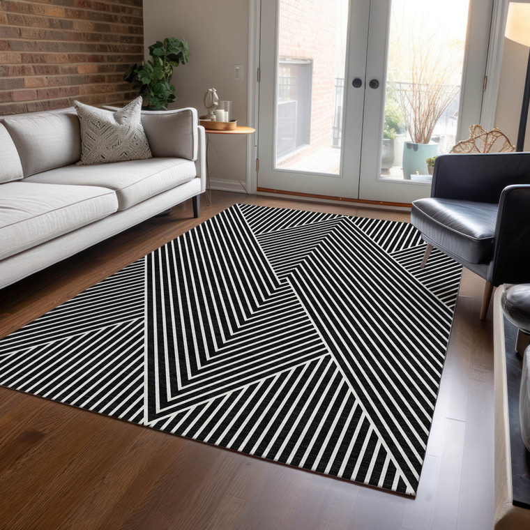3' X 5' Black And Ivory Geometric Washable Indoor Outdoor Area Rug Transitional Style - Black, Ivory Color